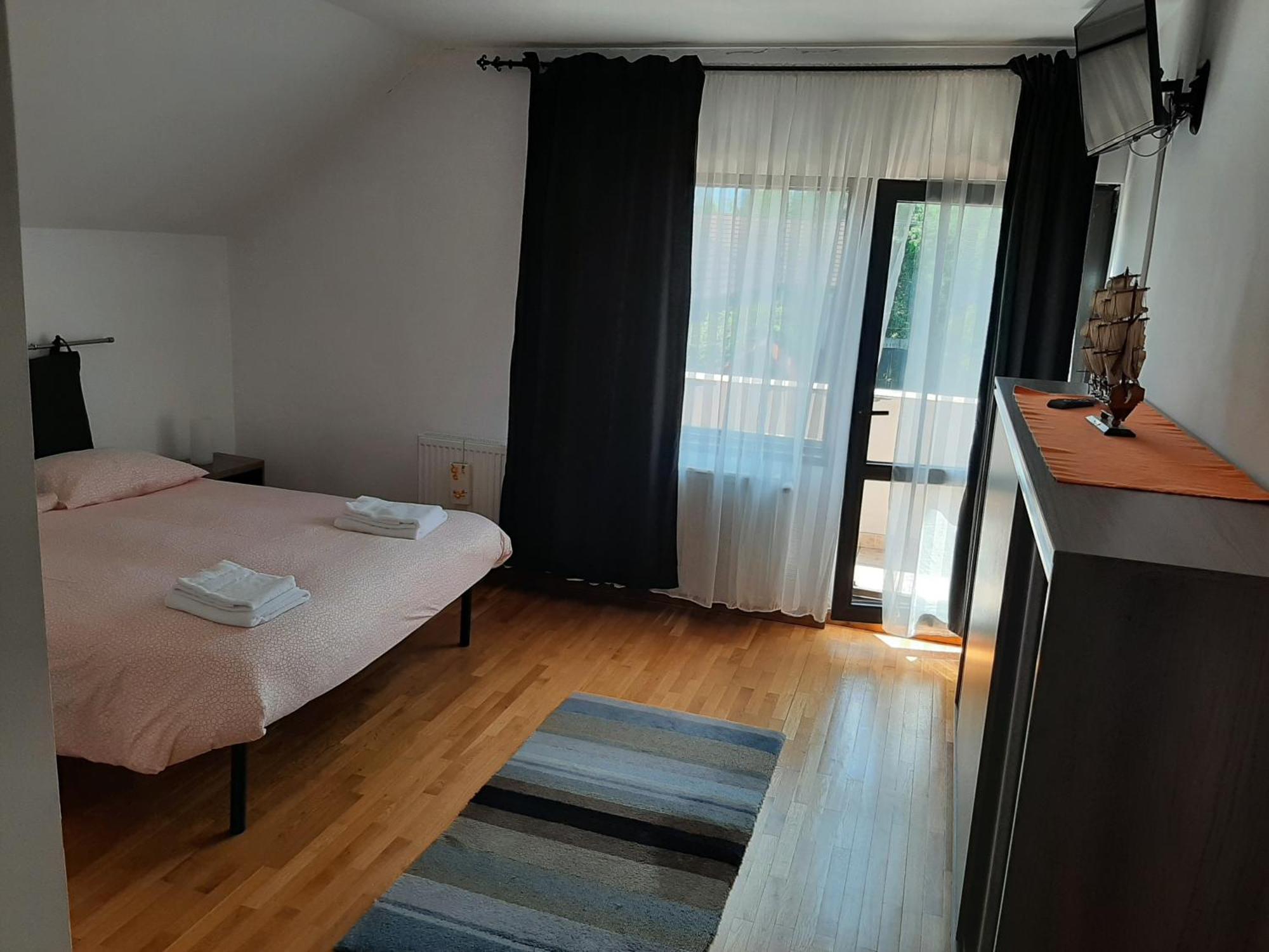 Pensiunea Simona Sîmbăta de Sus Habitación foto
